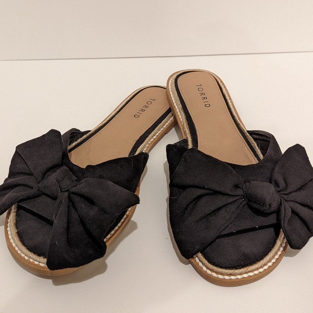 (0237) Bow Sandal